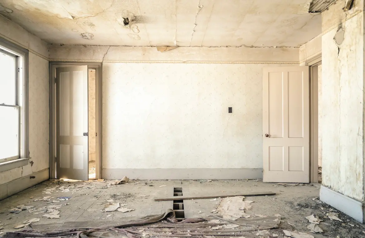 Waste disposal crew managing a cleanout project in North Hartsville